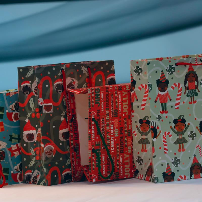 Mr. & Mrs. Claus Black Santa Christmas Wrapping Paper – Eco-Friendly Holiday Wrap